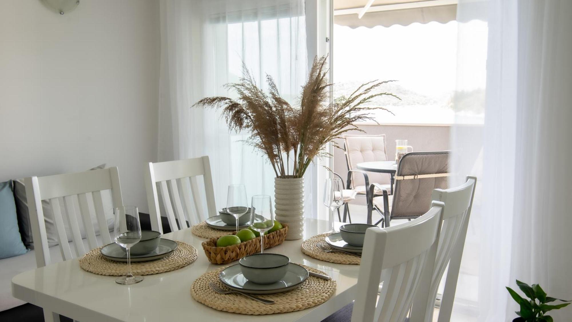 Apartment Antun - Adriatic Coast Retreat 블라체 외부 사진